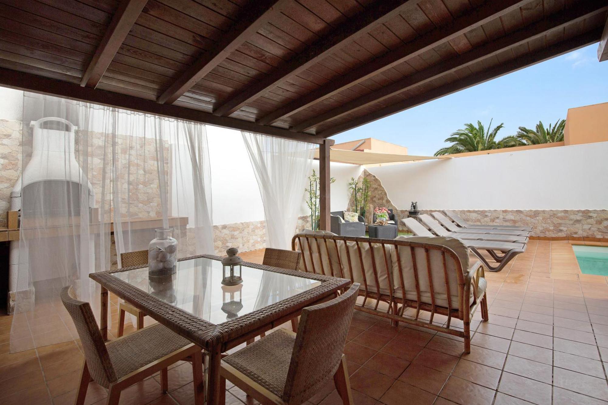 El Cortijo Villa La Oliva Exterior photo